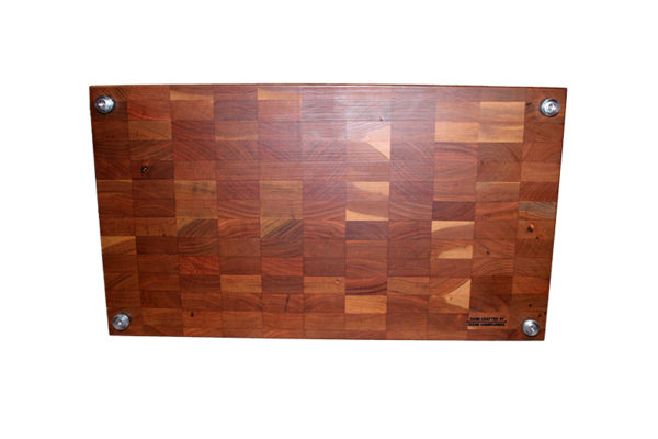 end-grain-wooden-cutting-board-with-handle-and-non-slip-feet (4)