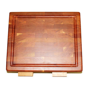 end-grain-wooden-cutting-board-with-handle-juice-grooves-and-non-slip-feet-upright-view